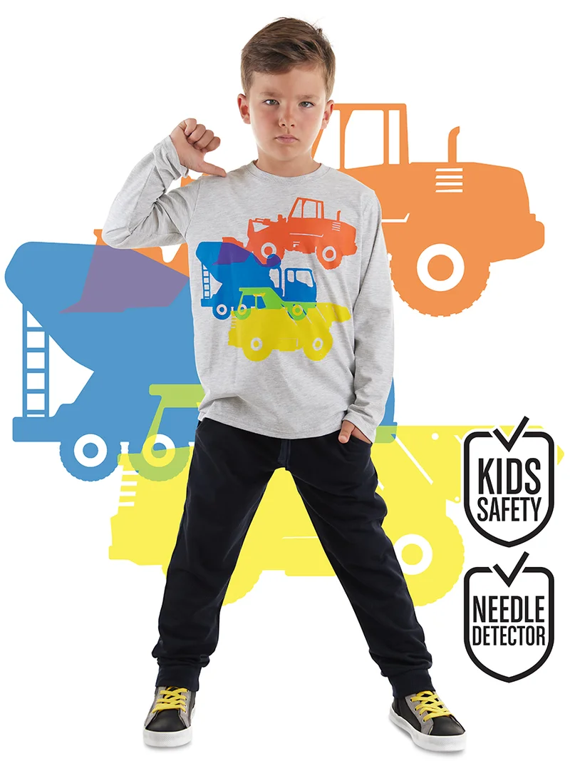 ج&مشب طقم تي شيرت وبنطلون للأولاد للبناء